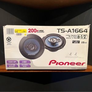 Pioneer TS-A1664 3-Way Speakers New Damaged Open Box